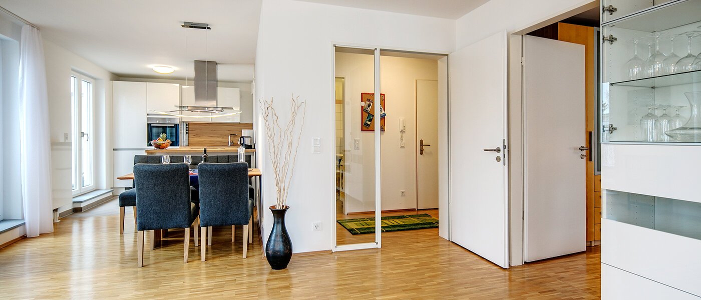 roof terrace apartment München Nymphenburg 03 living room 9208