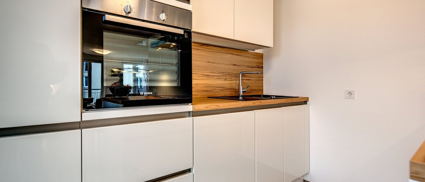 roof terrace apartment München Nymphenburg 01 kitchen 9208