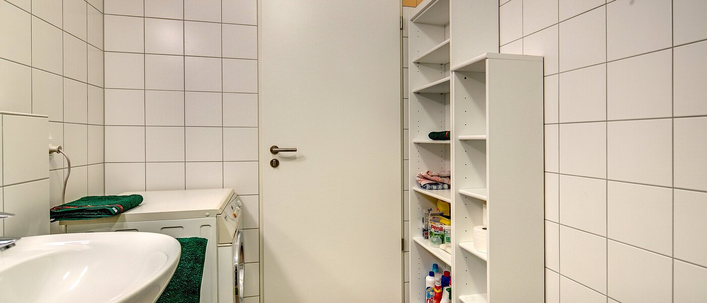 roof terrace apartment München Nymphenburg 03 bathroom 9208