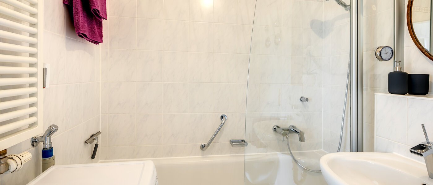 apartment München Schwabing-West (rund um den Hohenzollernplatz) 02 bathroom 9209