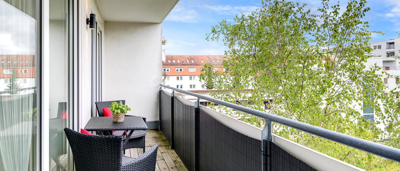 apartment München Schwabing-West (rund um den Hohenzollernplatz) 01 balcony 9209