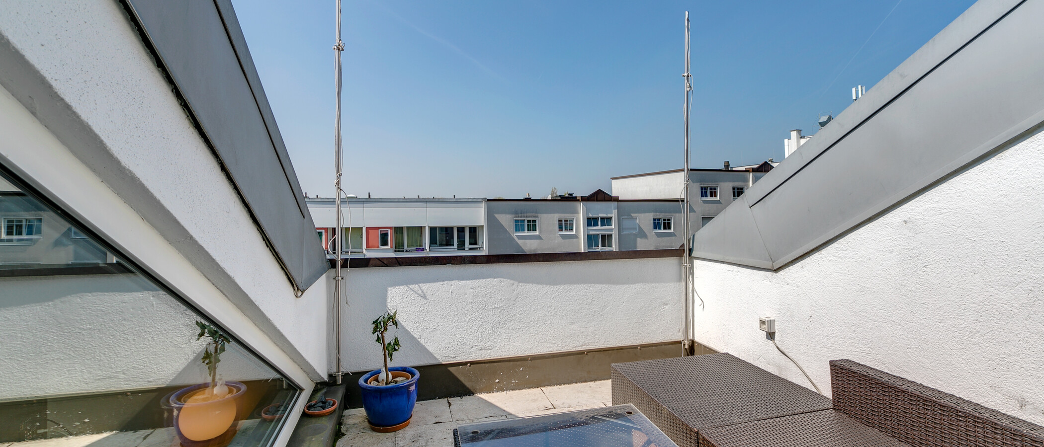 roof terrace apartment München Sendling-Westpark 01 terrace 9220