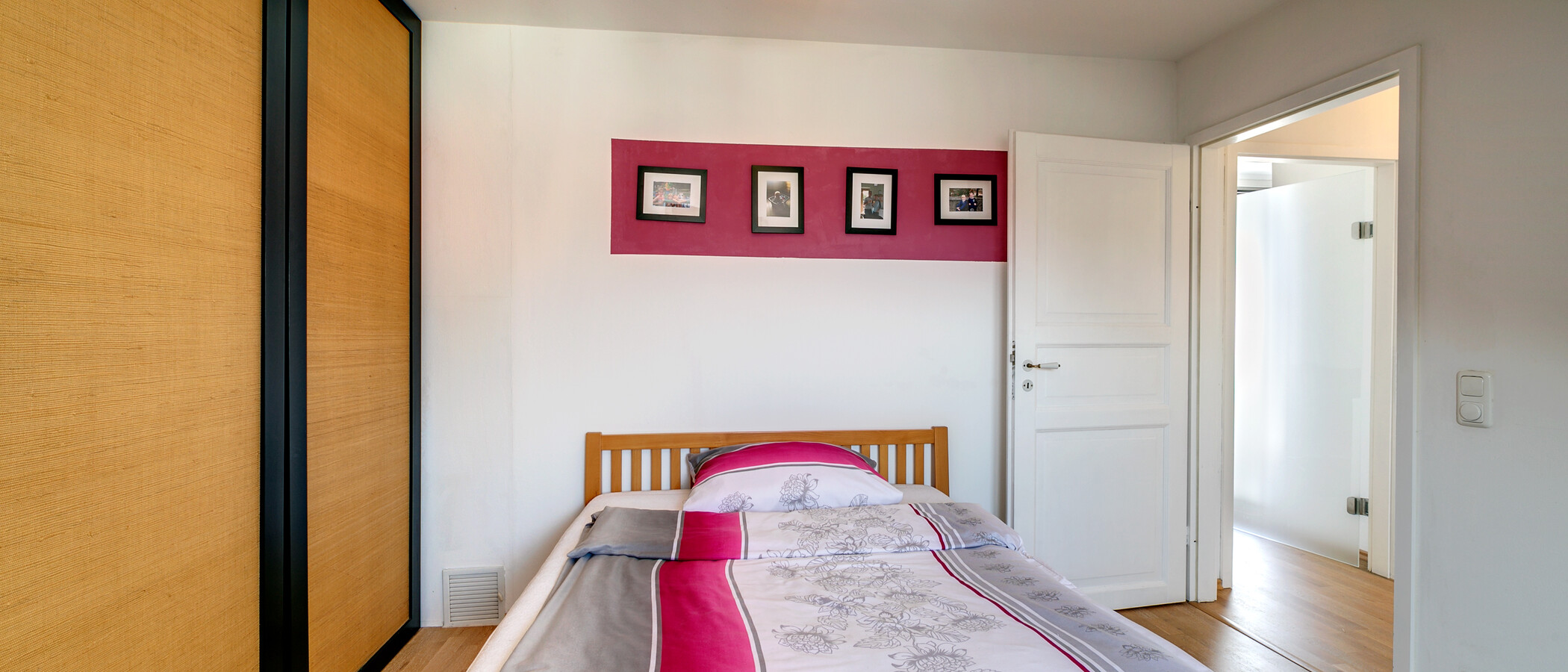 roof terrace apartment München Sendling-Westpark 01 sleeping area 9220