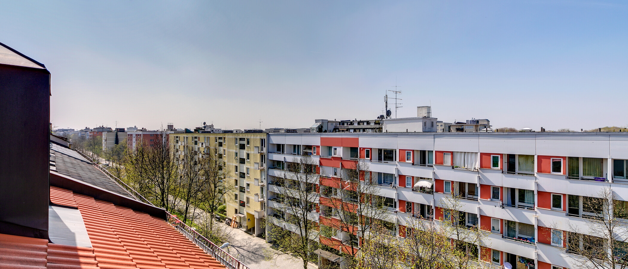 roof terrace apartment München Sendling-Westpark 03 view 9220