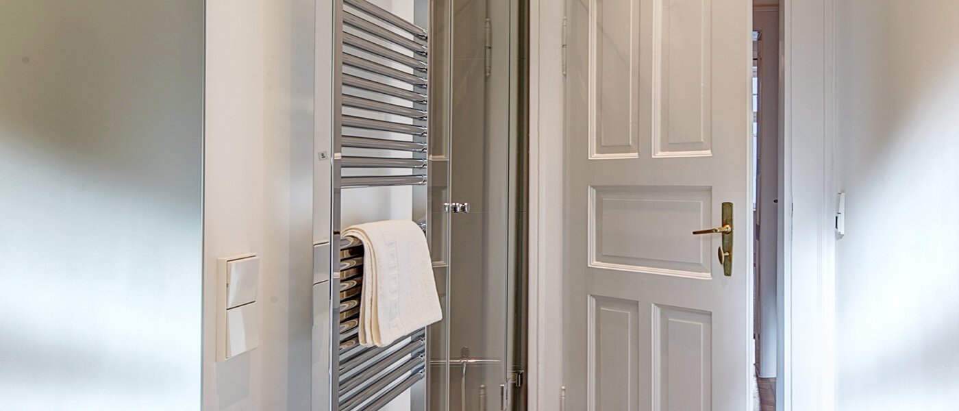 apartment München Maxvorstadt - Rund um den Josephplatz 01 2. bathroom 926