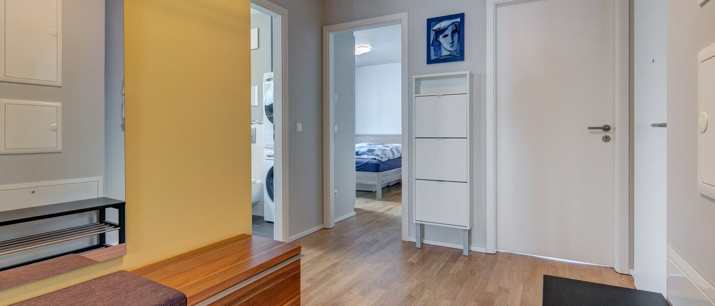 apartment München Oberföhring 02 hall 9269