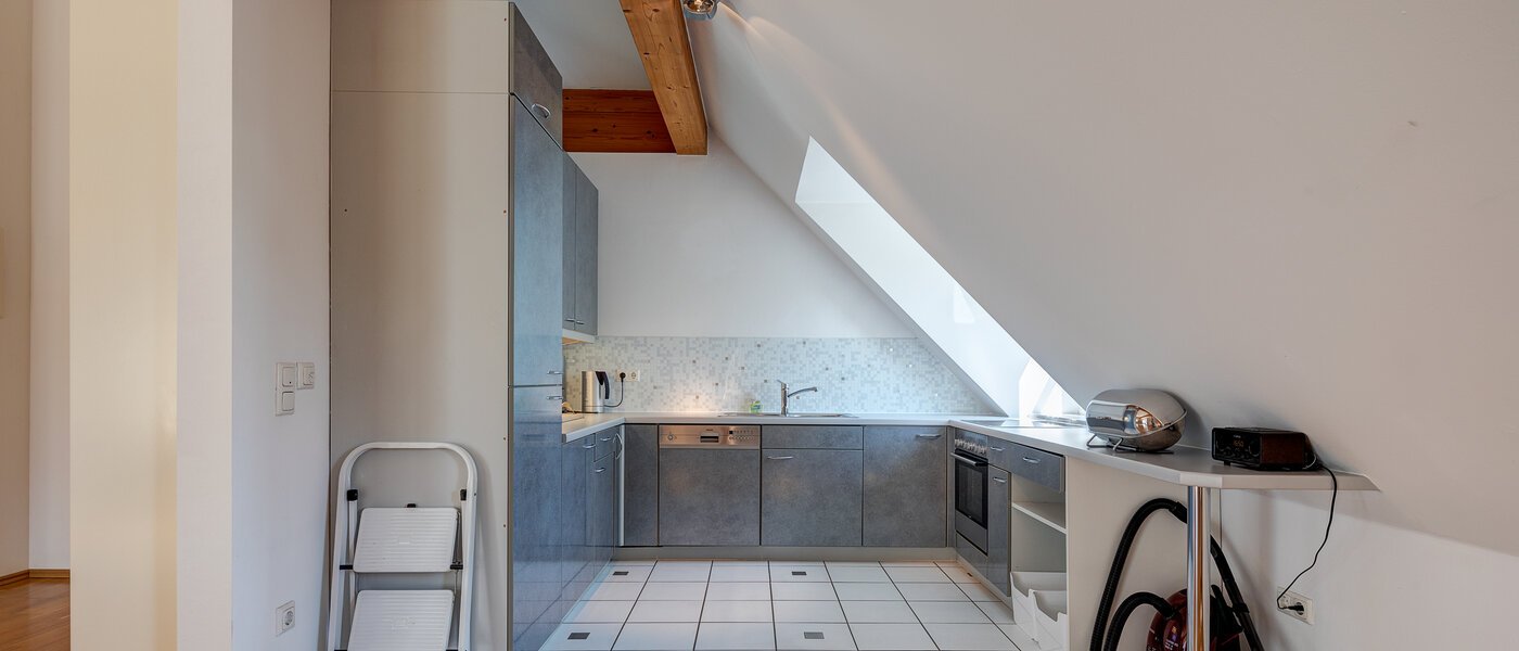 roof terrace apartment München Bogenhausen 04 kitchen 9274