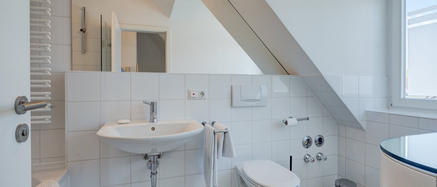 roof terrace apartment München Bogenhausen 01 bathroom 9274
