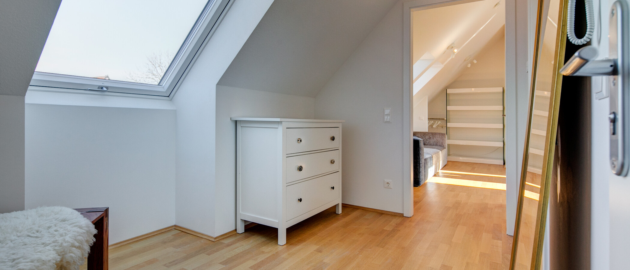 attic apartment München Obermenzing 02 hall 9287