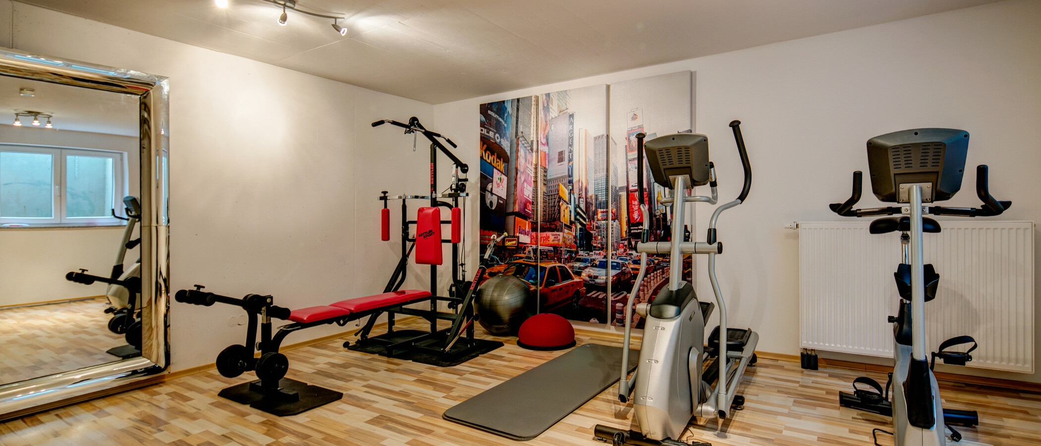 attic apartment München Obermenzing 02 fitness 9287