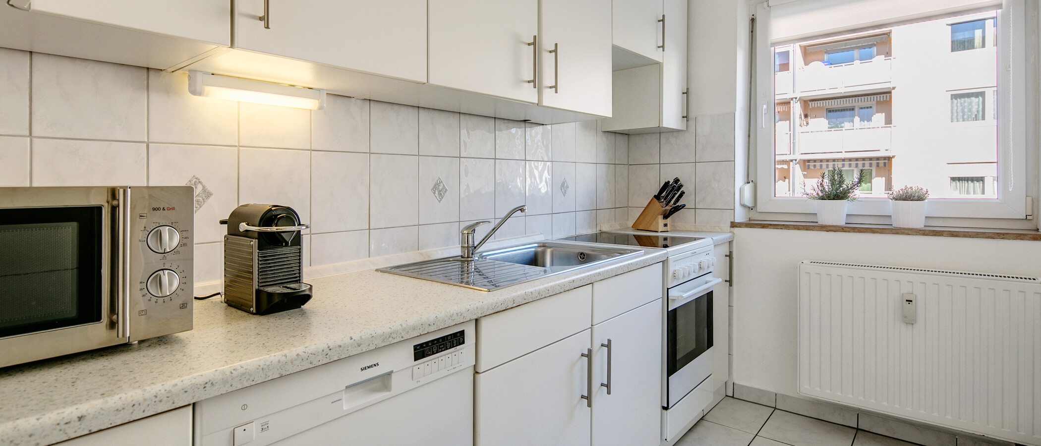 apartment München Untermenzing 01 kitchen 9300