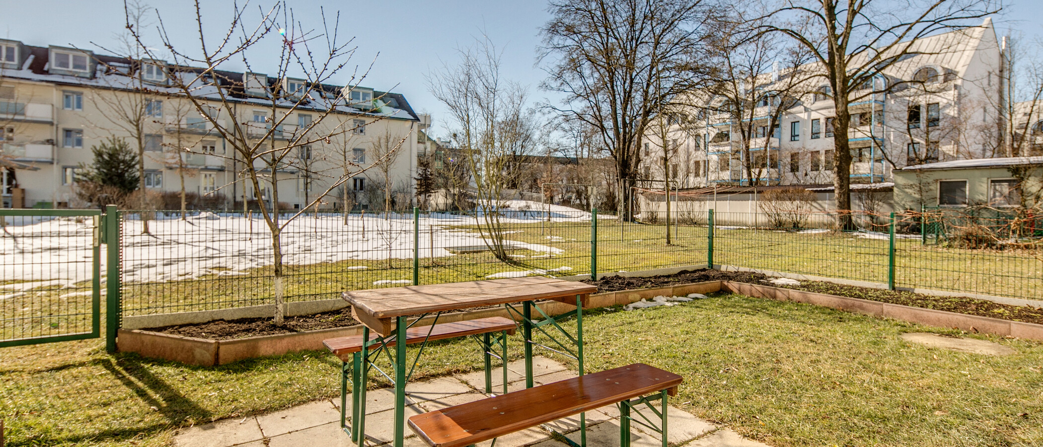 apartment München Untermenzing 01 garden 9300