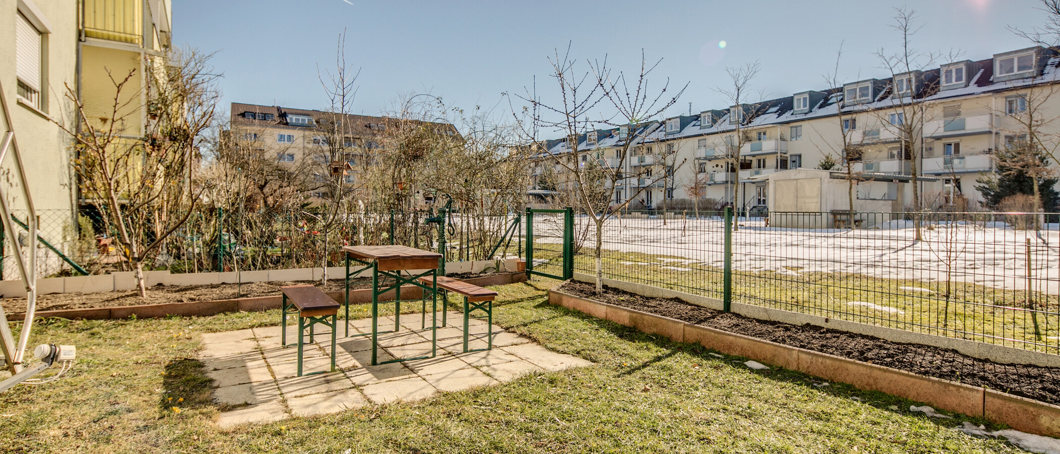 apartment München Untermenzing 02 garden 9300