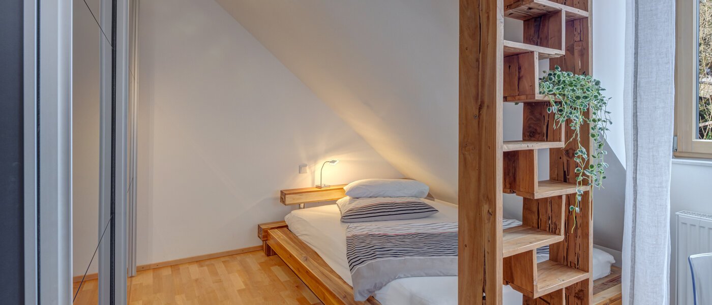 attic apartment München Trudering 02 sleeping area 9309