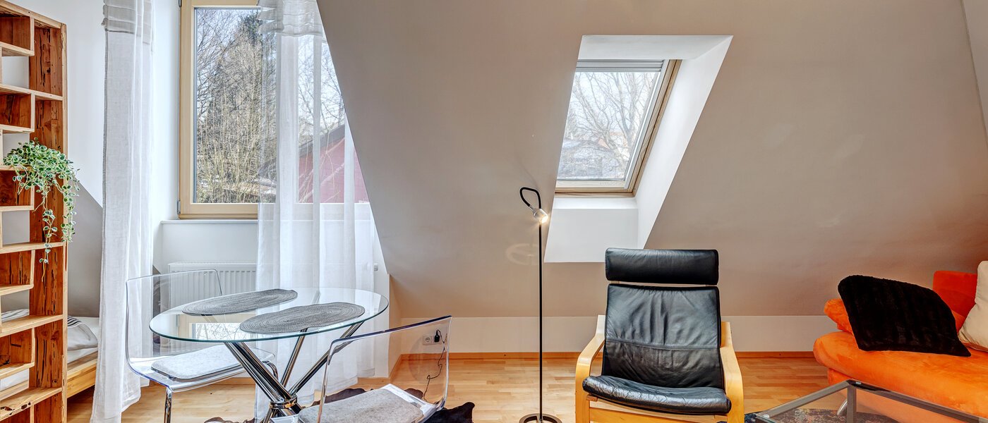 attic apartment München Trudering 03 living area 9309