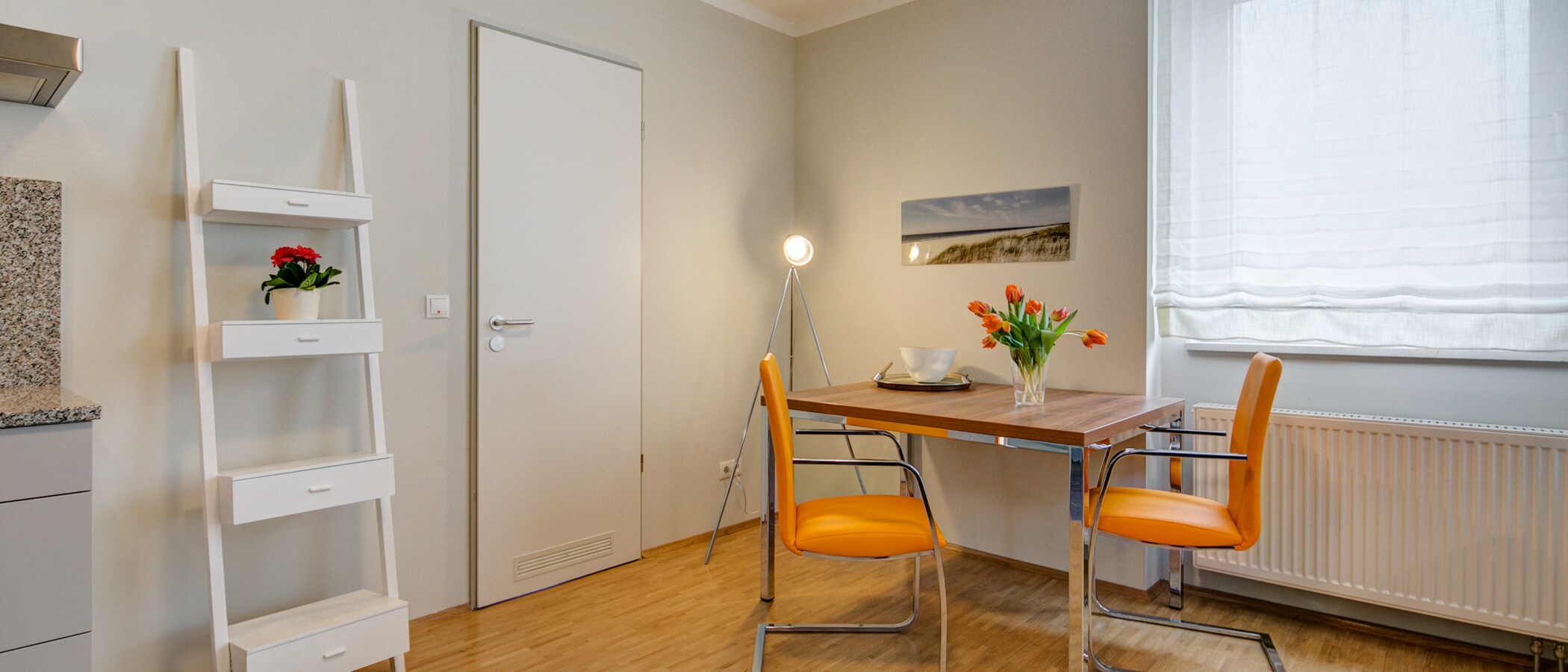 apartment Ismaning 03 living room 9322