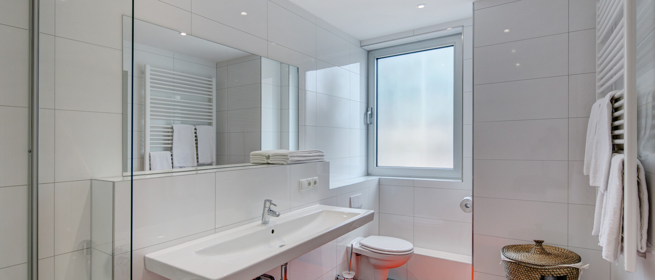 apartment Ismaning 02 bathroom 9326