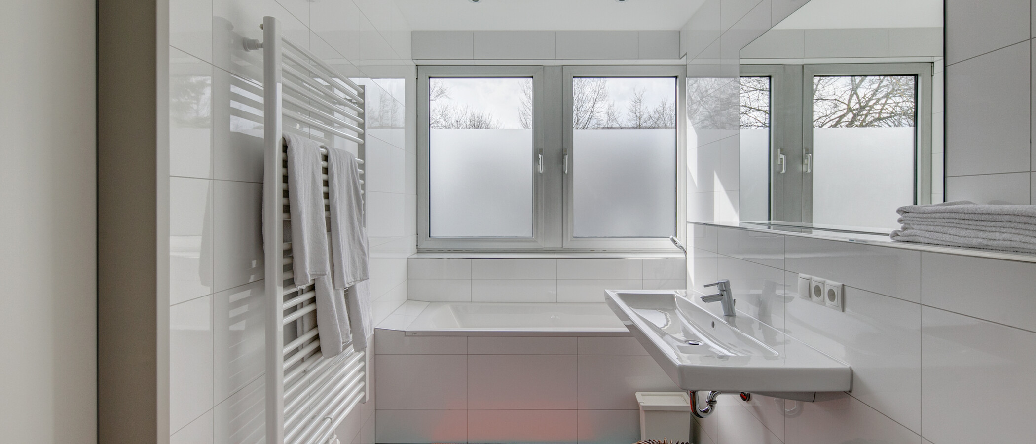 apartment Ismaning 01 bathroom 9327