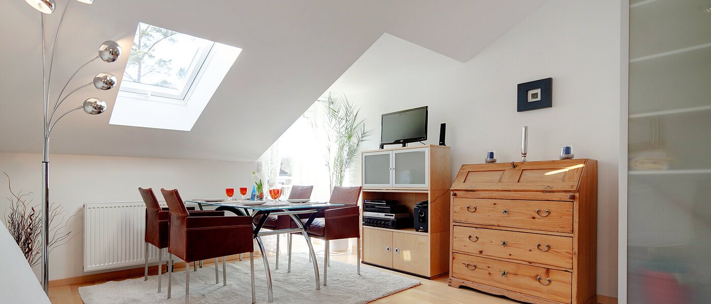 attic apartment München Feldmoching 01 living room 9344