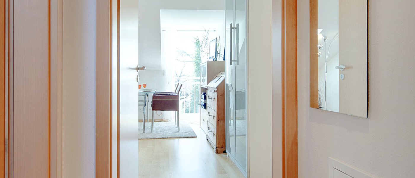 attic apartment München Feldmoching 01 hall 9344