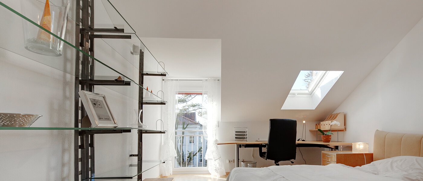 attic apartment München Feldmoching 04 sleeping area 9344