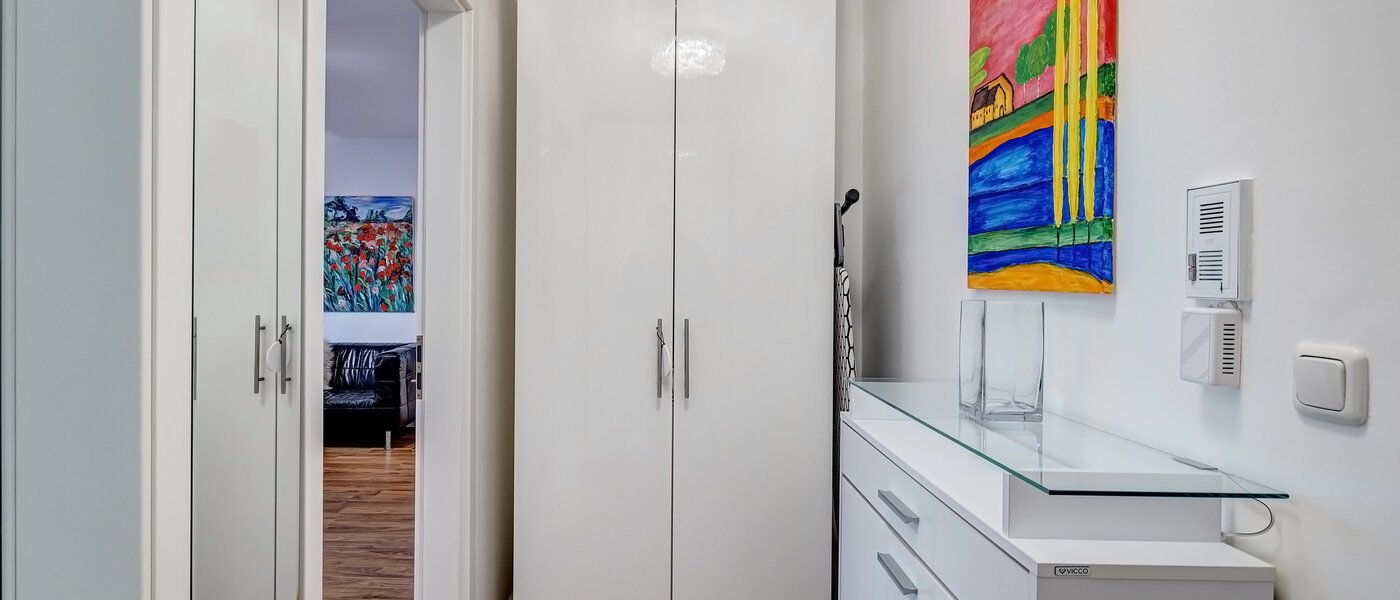 apartment München Moosach 03 hall 9358