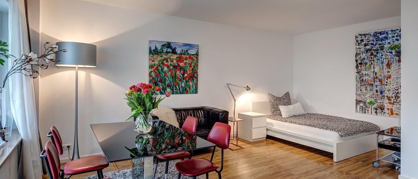 apartment München Moosach 02 living area 9358