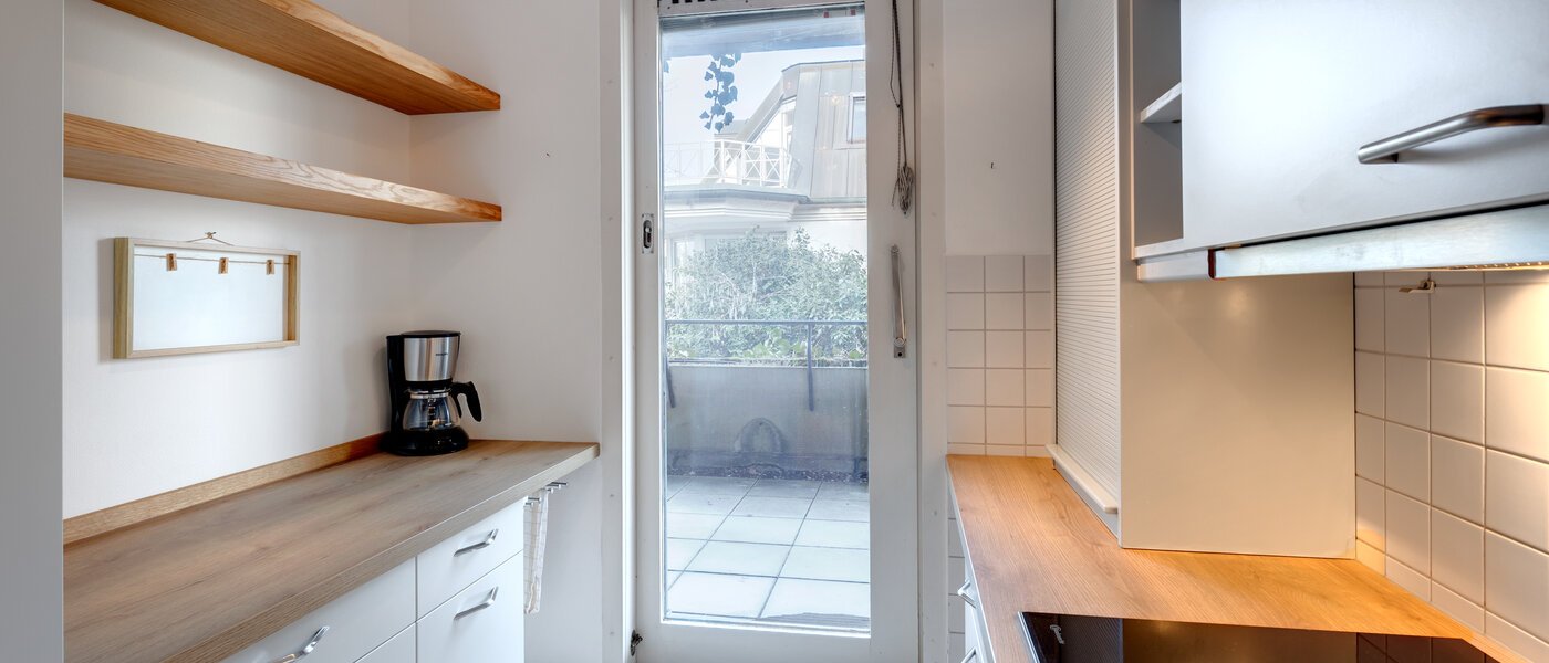 apartment München Schwabing - Alte Heide 02 kitchen 9368