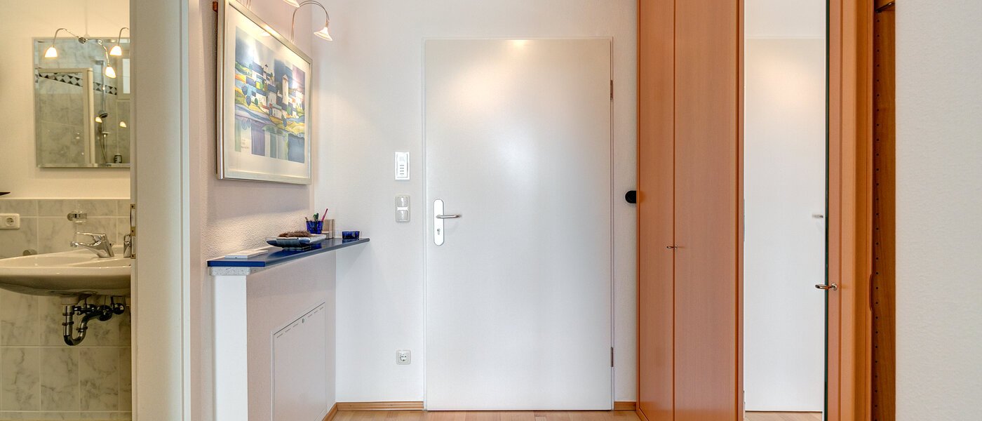 apartment Starnberg 02 hall 9375