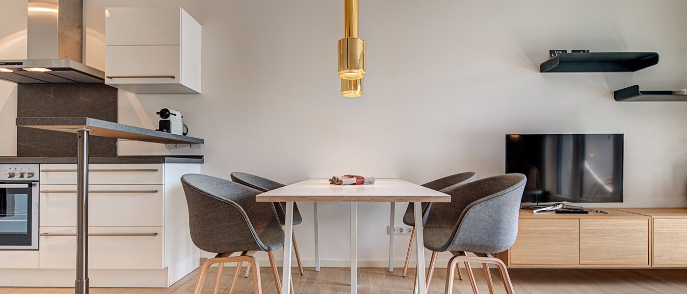 apartment München Schwanthalerhöhe 02 dining 9378