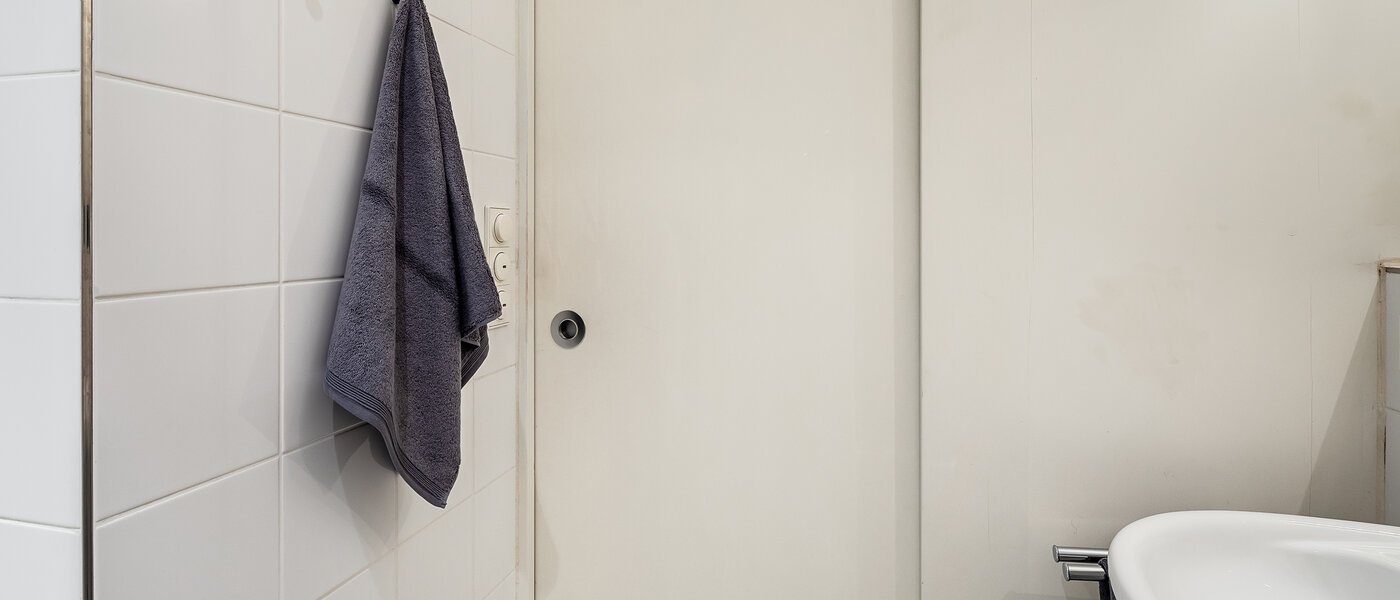 apartment München Schwabing (rechts der Leopoldstraße) 03 bathroom 938