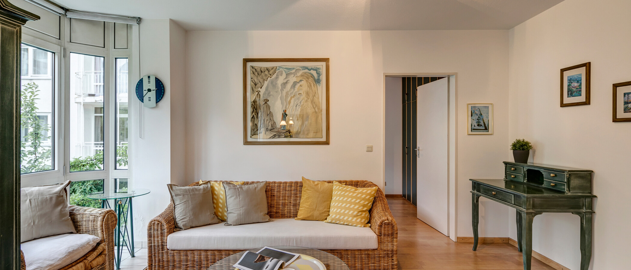 apartment München Lehel 01 living room 939
