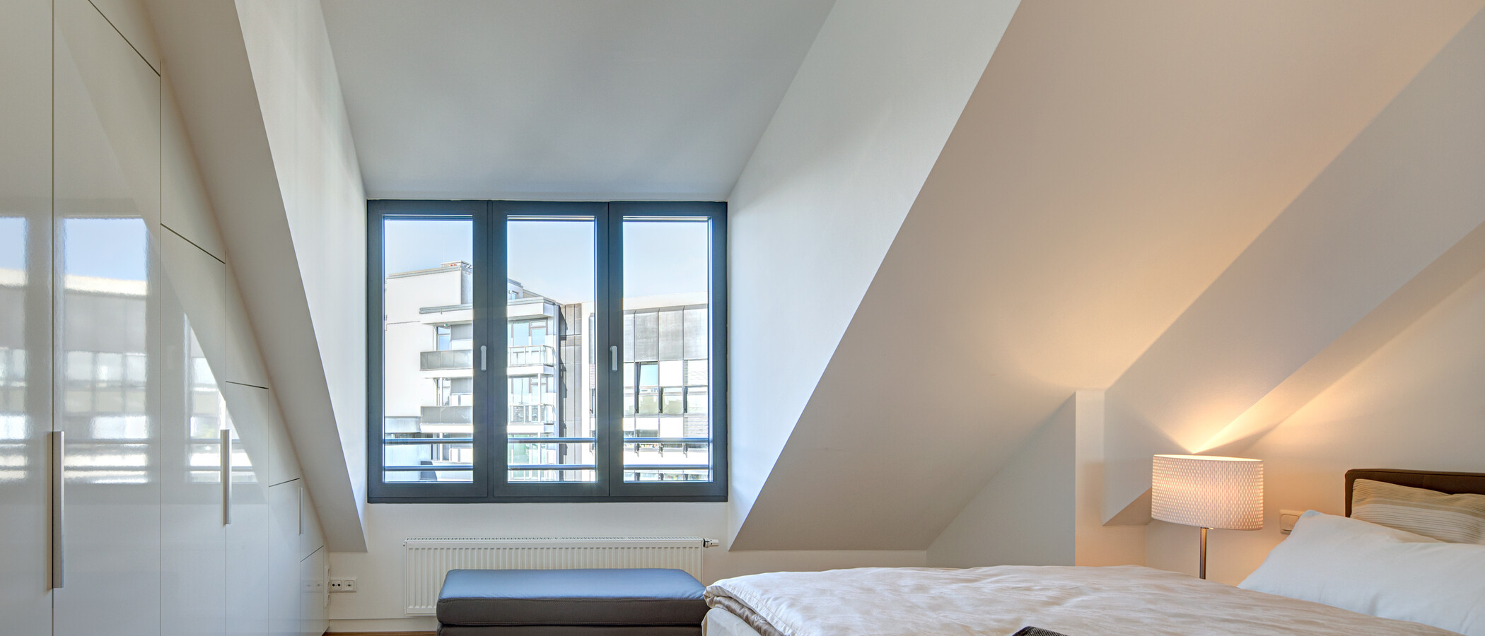apartment München Maxvorstadt - Westen 02 sleeping area 9408