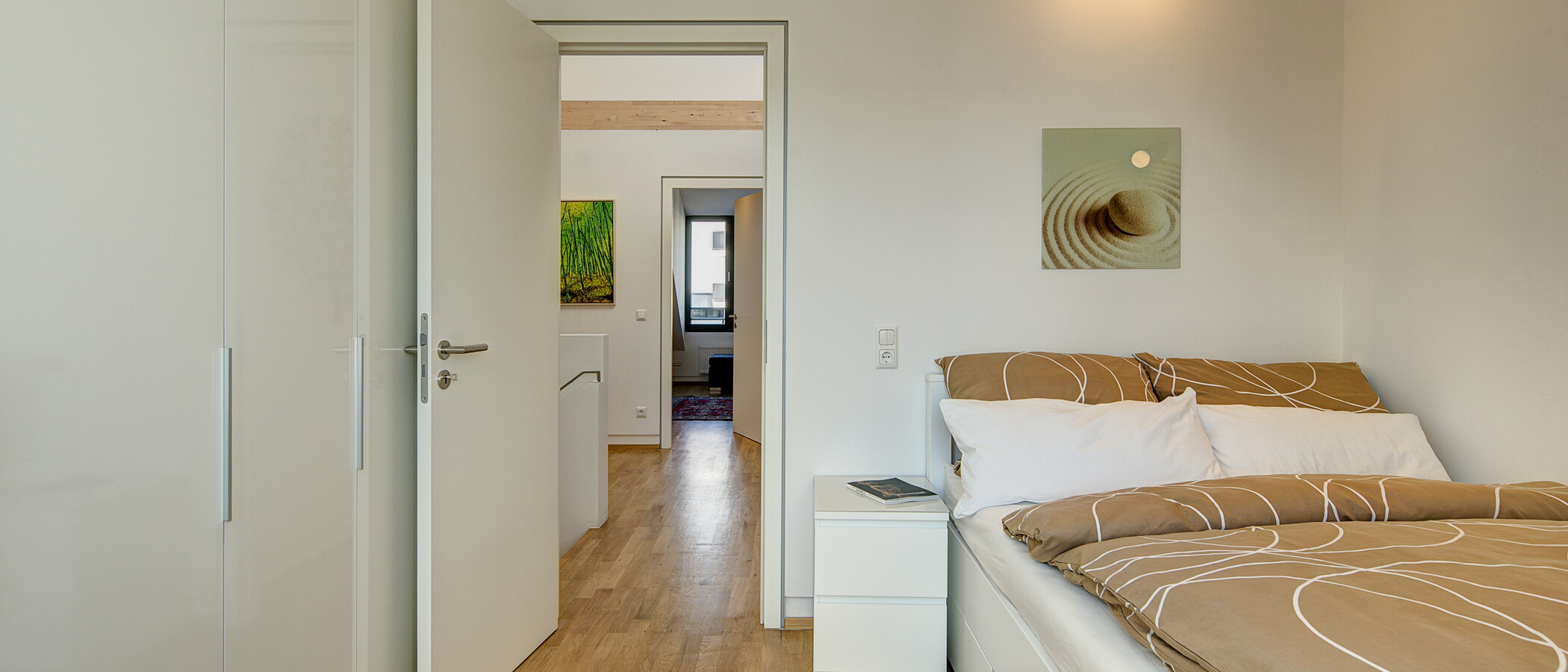 apartment München Maxvorstadt - Westen 01 2. sleeping area 9408