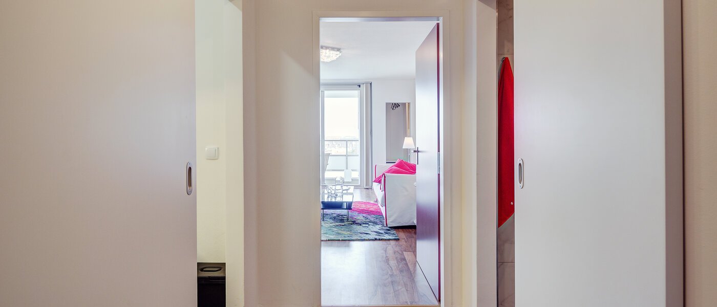 apartment München Schwanthalerhöhe 01 hall 9438