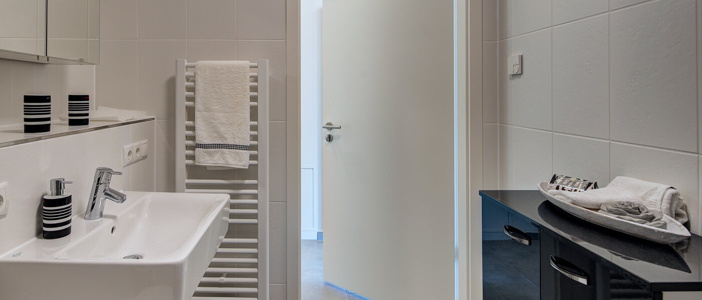 apartment München Obersendling 03 bathroom 9445