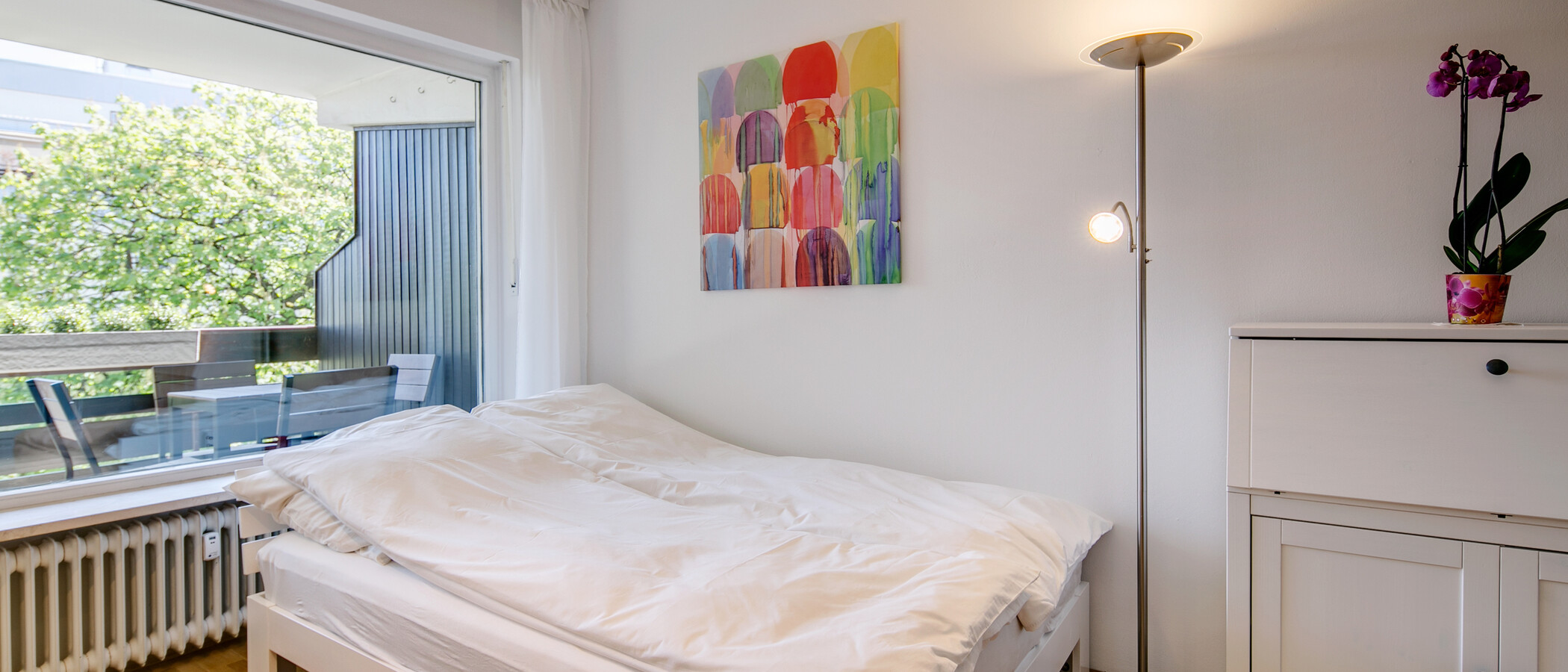 apartment München Schwabing (rechts der Leopoldstraße) 01 sleeping area 9457