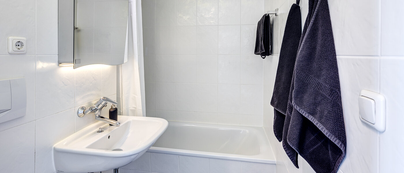 apartment München Thalkirchen 01 bathroom 9466