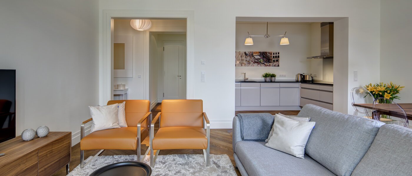 apartment München Maxvorstadt - Rund um den Josephplatz 02 living room 9480