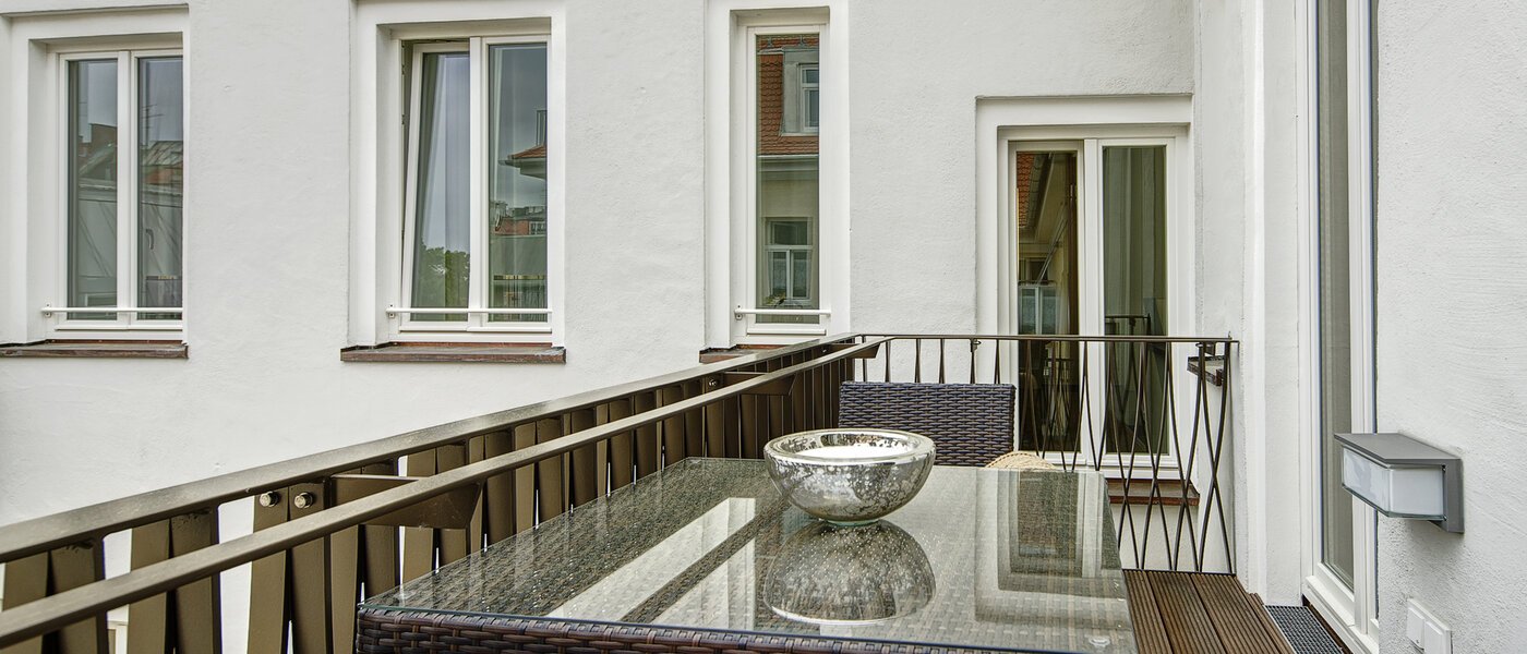 apartment München Maxvorstadt - Rund um den Josephplatz 03 balcony 9480