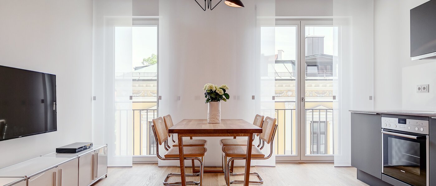 apartment München Schwabing (rechts der Leopoldstraße) 01 living room 9521