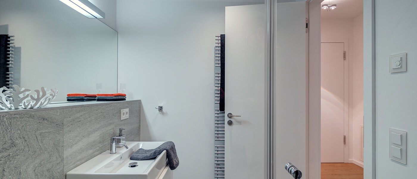 apartment München Schwabing (rechts der Leopoldstraße) 03 bathroom 9521