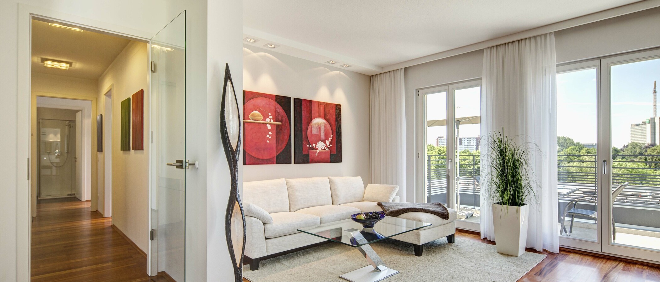 apartment München Bogenhausen 01 living room 9524