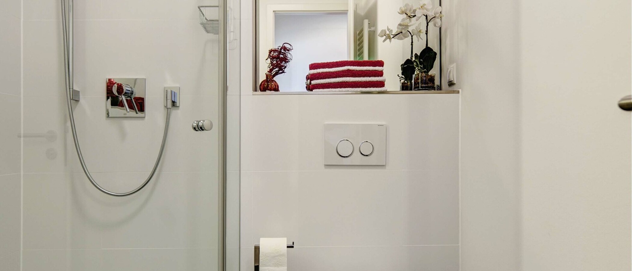 apartment München Bogenhausen 01 2. bathroom 9524