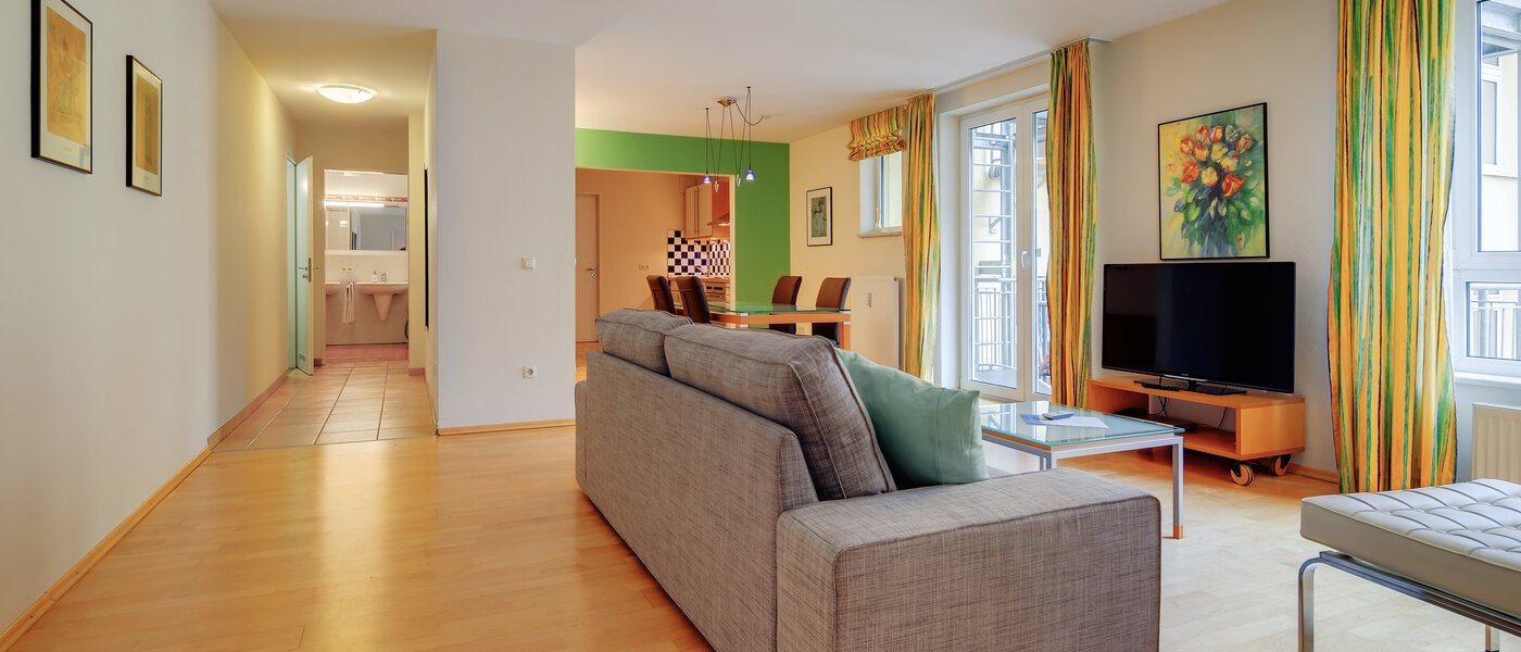 apartment München Maxvorstadt - Museumsviertel 04 living room 954