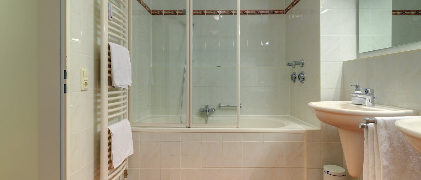 apartment München Maxvorstadt - Museumsviertel 02 bathroom 954