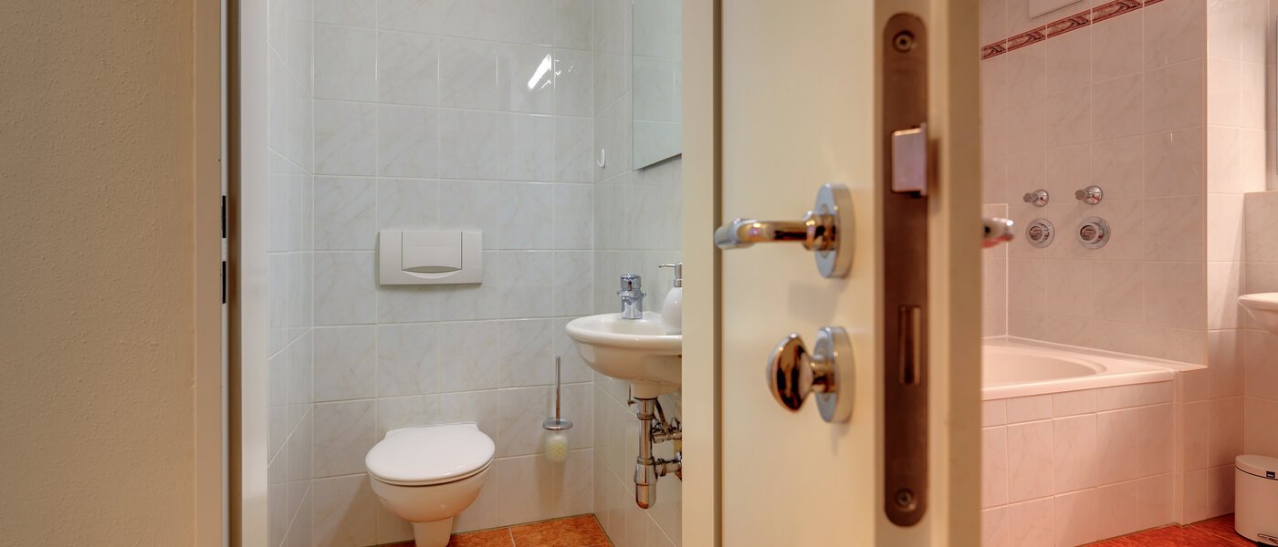 apartment München Maxvorstadt - Museumsviertel 01 separate toilet 954