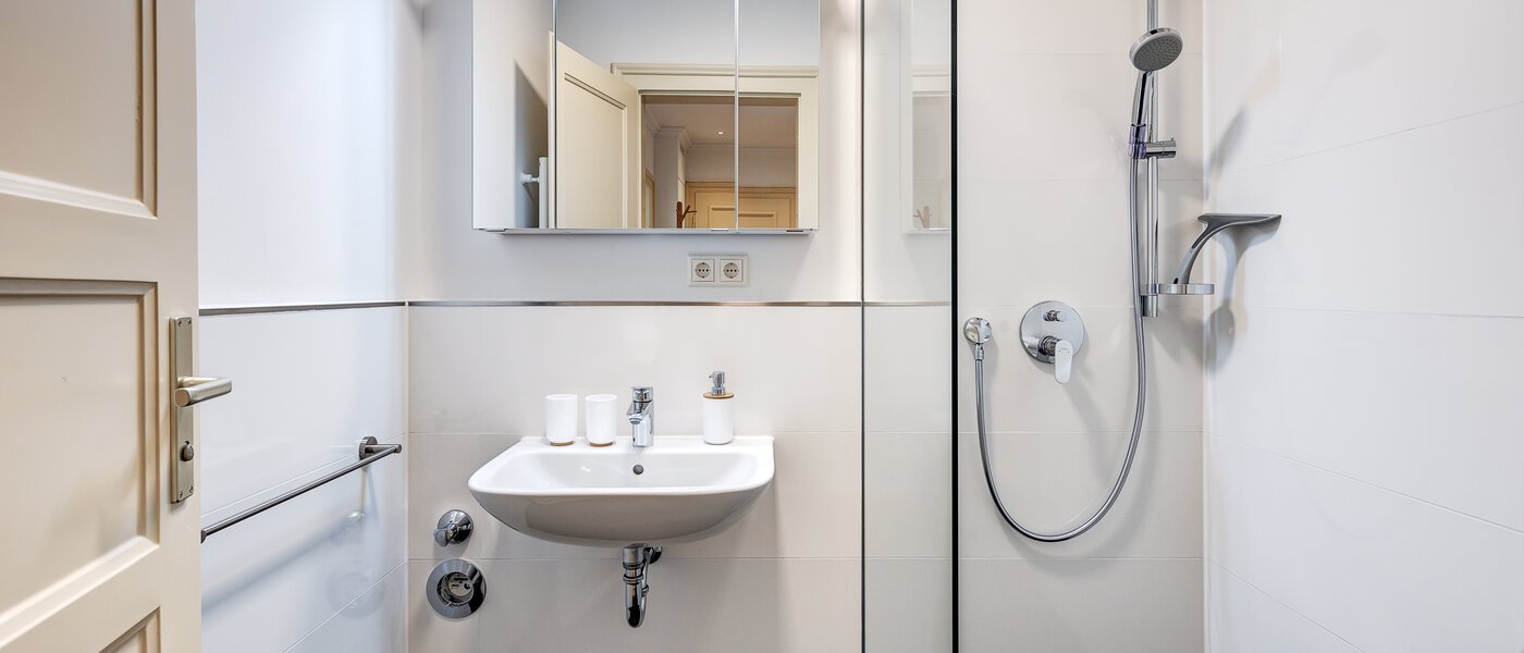 apartment Unterschleißheim Am Hart 04 bathroom 955