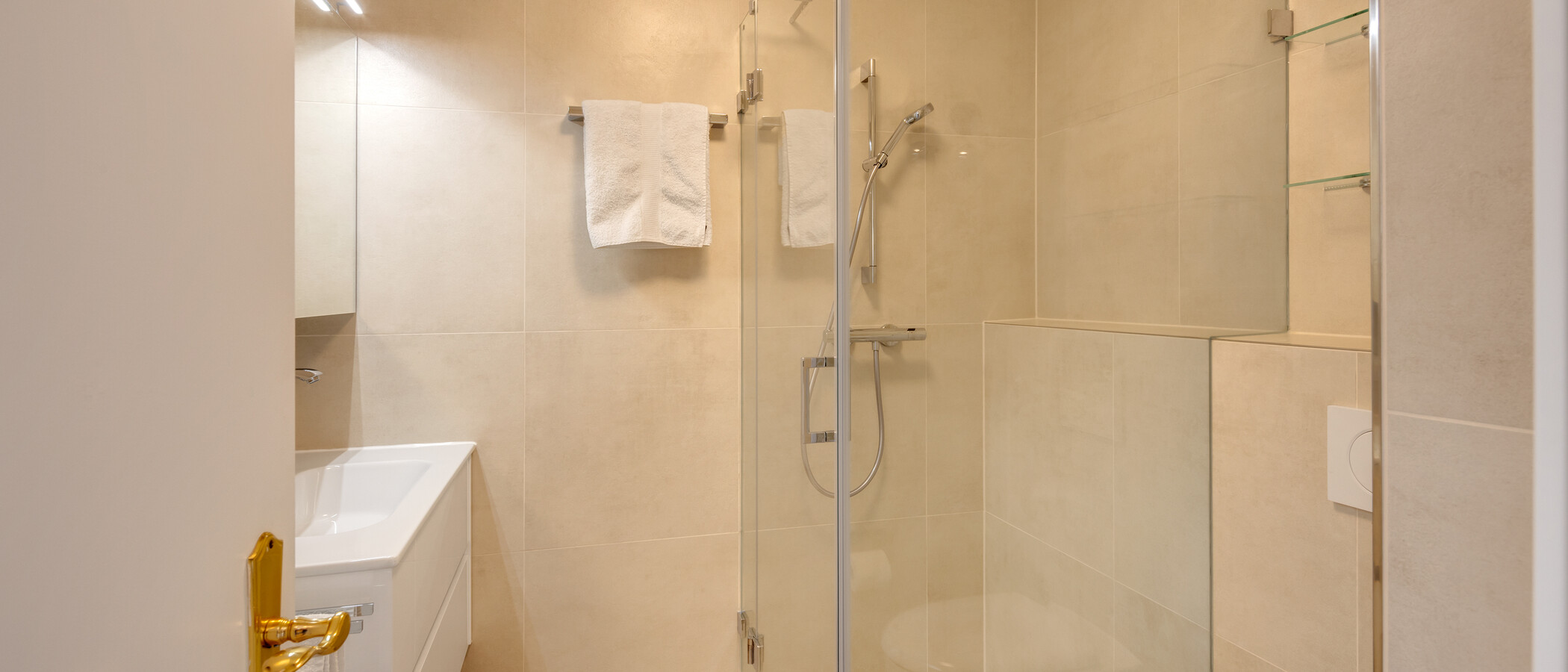 apartment München Sendling-Westpark 01 bathroom 9552