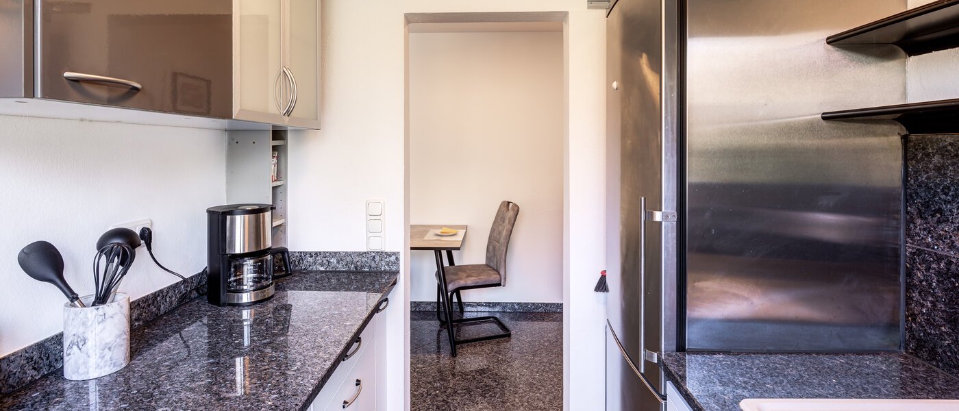 apartment München Oberföhring 02 kitchen 9553